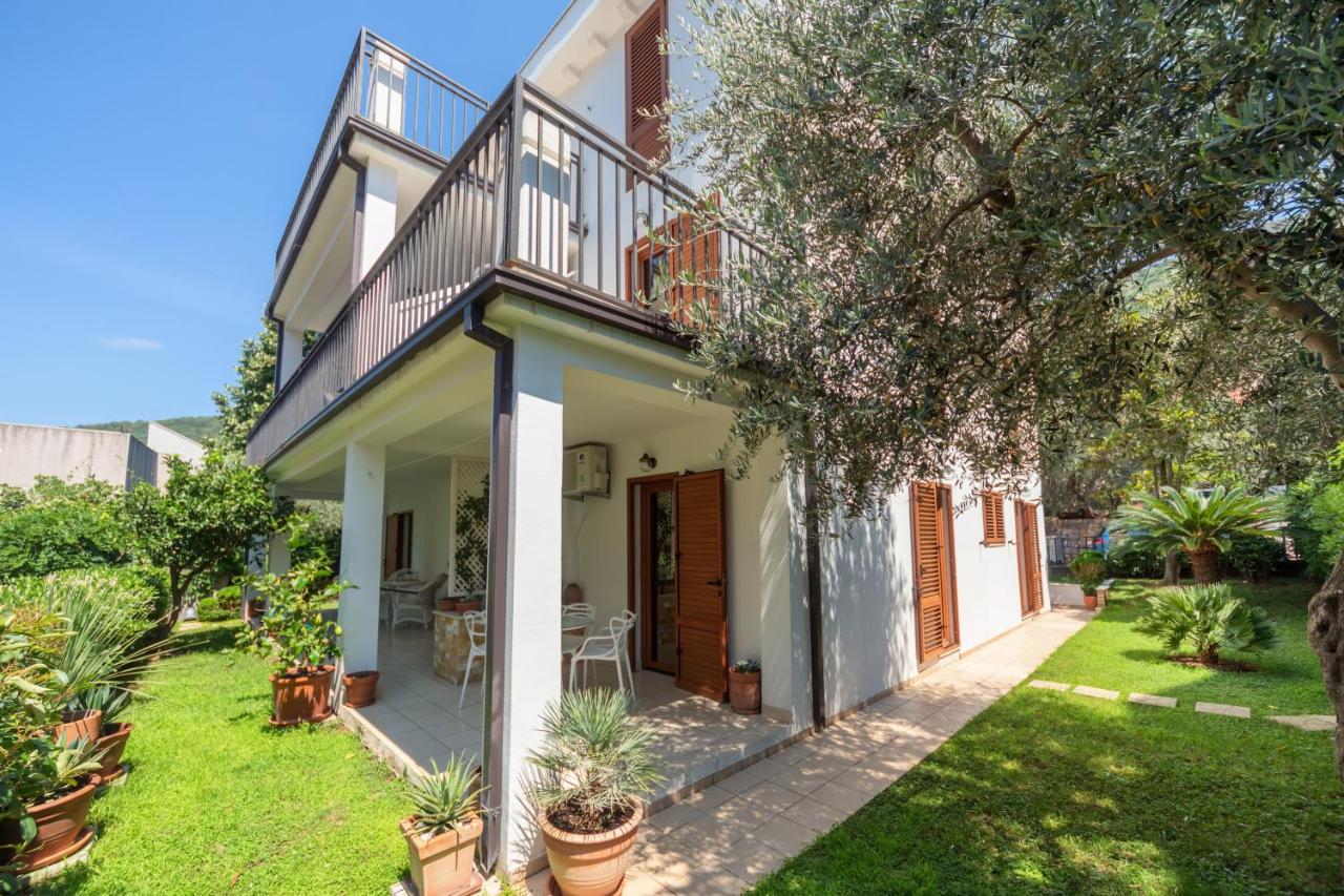 Markokop Petrovac na moru Exterior foto